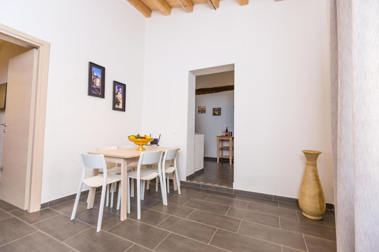 Mosina Apartments Palermo Bagian luar foto